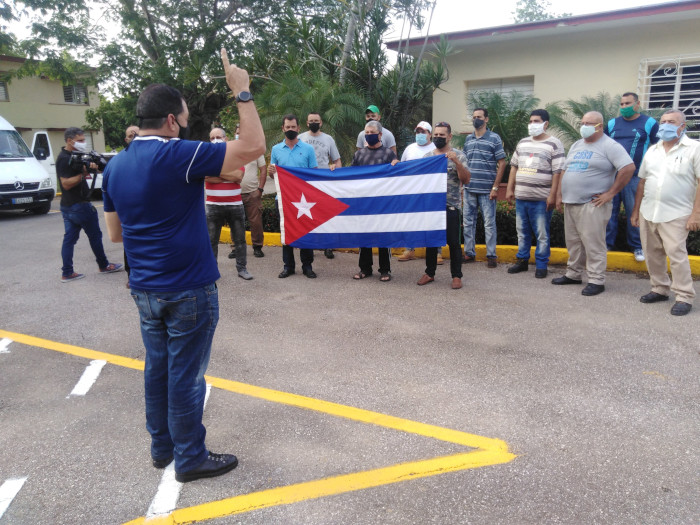 Foto: De la autora  “Por encima de todo está la Patria y la Revolución” (+ Video)