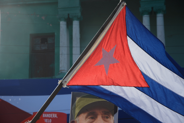 Foto: Leandro Pérez Pérez/ Adelante Leer Internet y también periódicos viejos