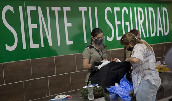 Aduana, Aeropuerto José Martí, terminal 3. Foto: Ismael Francisco/ Cubadebate Sobre la importación de alimentos en Cuba sin régimen arancelario