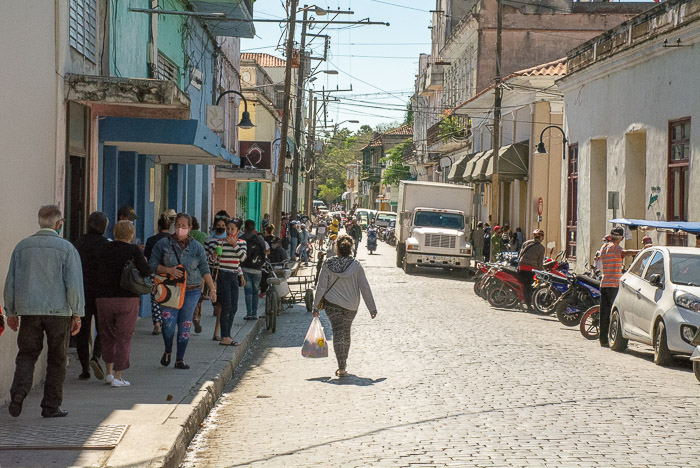 Foto: Alejandro Rodríguez Leiva/ Adelante Ampliarán horario de movilidad y servicios