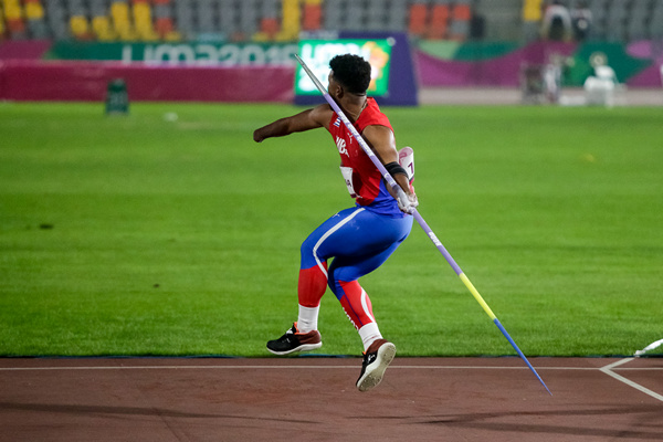 A las Paralimpiadas, el jabalinista Guillermo Varona. Foto: Calixto Llanes/ Jit Cuatro camagüeyanos en el atletismo de Tokio