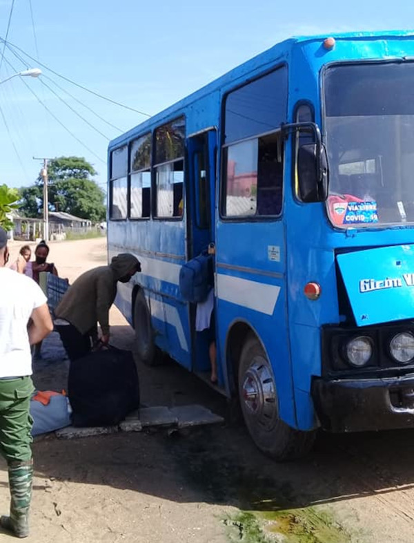 Photos: Taken from facebook.com and Leandro Pérez Pérez / Adelante