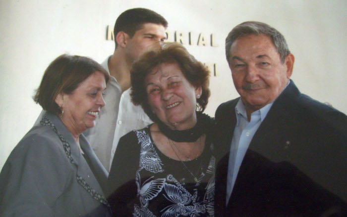 Con la pastora Esther Quintero