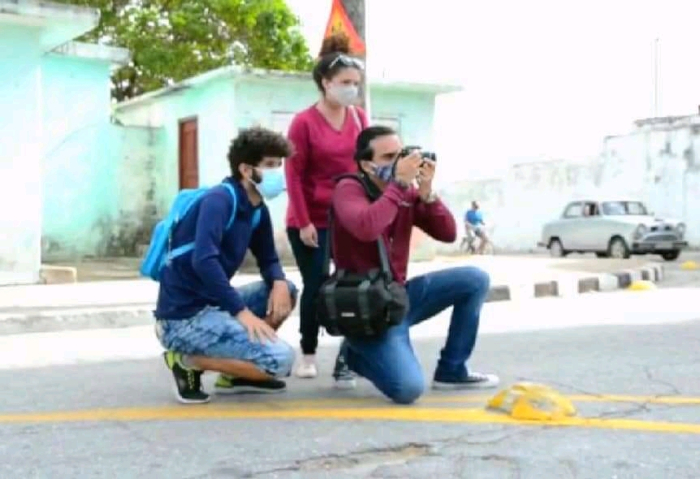 Foto: Hansel Pérez Collado/ Estudiante de Periodismo  Edición estudiantil de Adelante impreso: crónica de un regreso