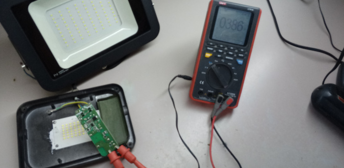Proyecto para fabricar y reparar lámparas Led
