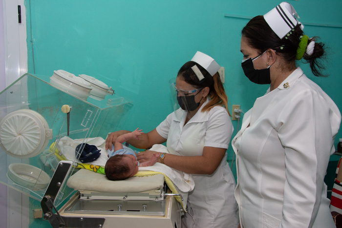 Foto: Leandro Pérez Pérez/ Adelante Enfermería, sostén insustituible