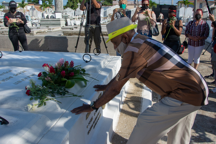 Fotos: Leandro Pérez Pérez/ Adelante A Nené Álvarez, El Embajador del Son
