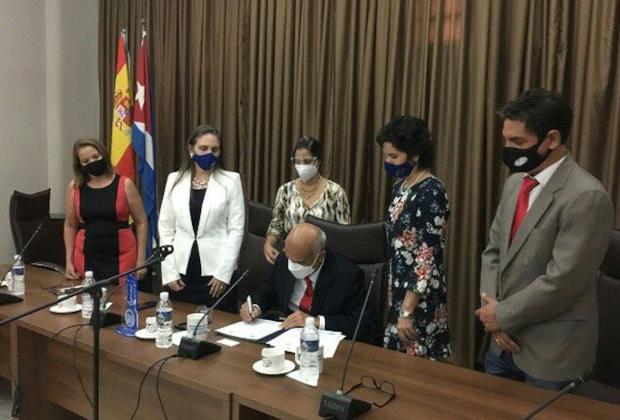 Photo: Rodolfo Blanco Cué Universities of Camagüey and Cádiz sign framework cooperation agreement