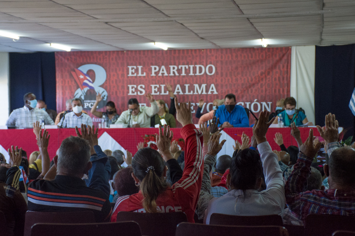 Fotos: Alejandro Rodríguez Leiva/ Adelante  Realismo prevaleciente en los debates