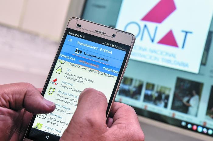 Es beneficioso el pago por la aplicación Transfermóvil, con una bonificación del tres por ciento si lo realiza por esa plataforma electrónica. Foto: Tomada de radiorebelde.cu Con significativo atraso Campaña de Declaración Jurada