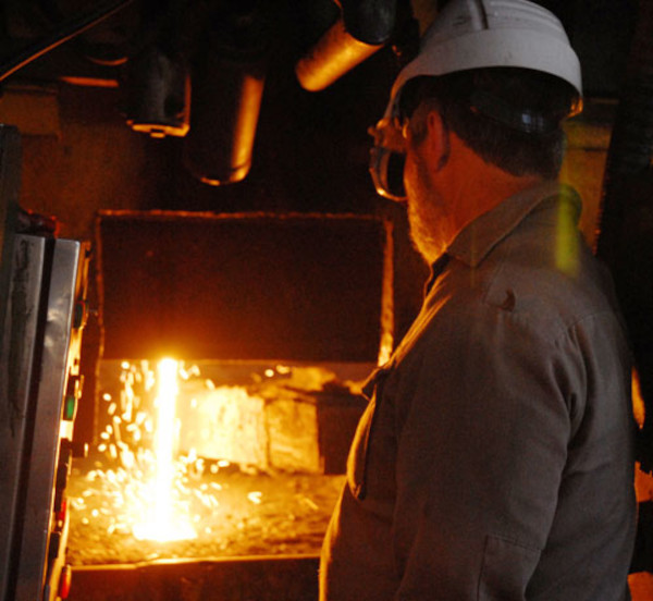 Antillana de Acero se moderniza en busca de eficiencia. Foto: Tomada de cubadebate.cu Industria sideromecánica cubana se moderniza