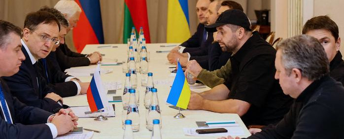 Kiev alarga negociaciones con Rusia