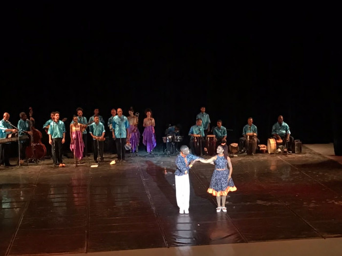 Fotos: Cortesía de la autora Dos corazones, un son y mucha cubanía