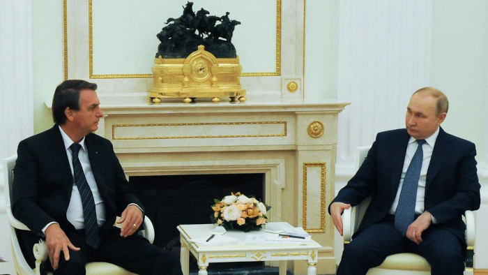 Vladímir Putin y Jair Bolsonaro concluyeron su reunión bilateral en Moscú, adonde el presidente de Brasil llegó pese a presiones de EE.UU. para que suspendiera el viaje ,debido a las tensiones por la crisis en torno a Ucrania. Foto: Tomada de rt.com Brasil y Rusia por estrechar cooperación