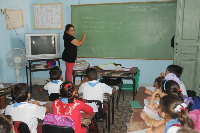 Foto: Orlando Durán Hernández/ Adelante/ Archivo Julio llega, pero no las vacaciones escolares