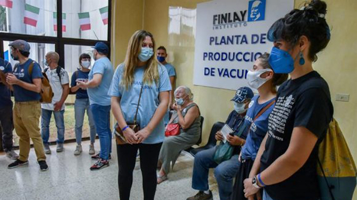 Foto: Tomada de acn.cu Voluntarios italianos participarán en estudio clínico Soberana Plus Turín