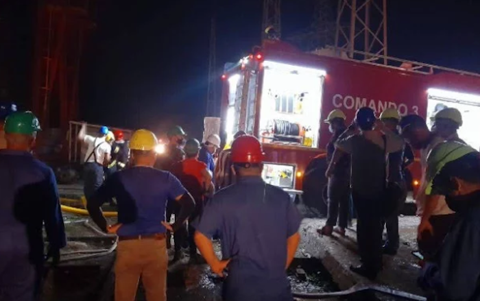 Foto: Tomada de telesurtv.net Controlado incendio en termoeléctrica de Mariel