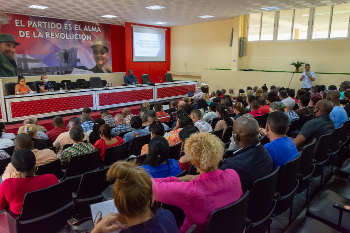 Foto: Leandro Pérez Pérez/ Adelante Delegados camagüeyanos se alistan para Asamblea de Balance del Partido