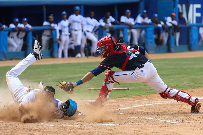 Fotos: Roberto Morejón/ JIT Toros se van en blanco del Latinoamericano