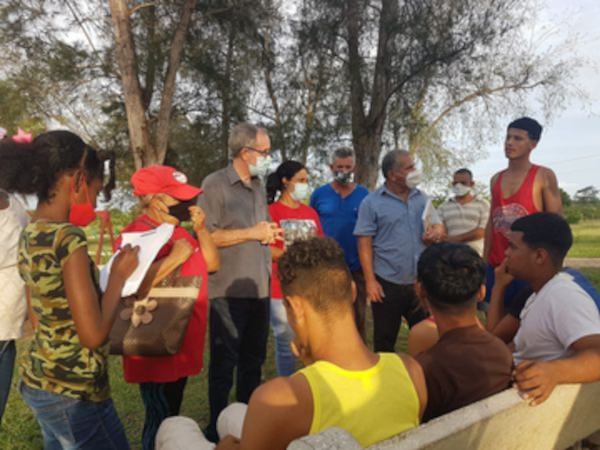 Comunidad Nueva Altagracia a 16 km de la ciudad de Camagüey donde sus pobladores reciben las bondades de la Revolución cubana. Foto: María del Carmen Castañeda/ cadenagramonte.cu Inician visita integral del secretariado del Partido a  Camagüey
