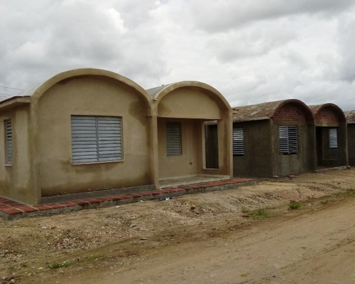 Unas 20 viviendas serán construidas en este nuevo asentamiento, bajo la modalidad de cubiertas de techo en forma de bóvedas. Fotos: Alexei Nápoles/ colaborador Zafar los nudos constructivos