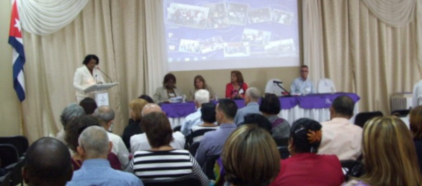 Sesionó en Camagüey evento de mujeres economistas 