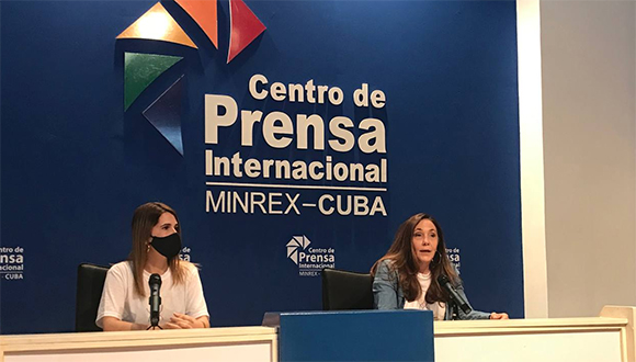Mariela Castro destacó que han sido 15 años de intenso trabajo y de compromiso con la educación integral de la sexualidad y el reconocimiento y garantía de los derechos sexuales de todos. Foto: Lisandra Fariñas/ Cubadebate.