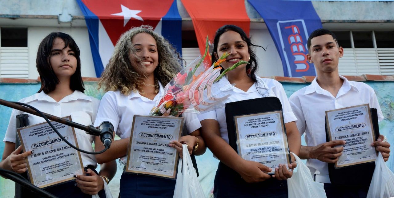 Maestros ansiosos de enseñar y aprender
