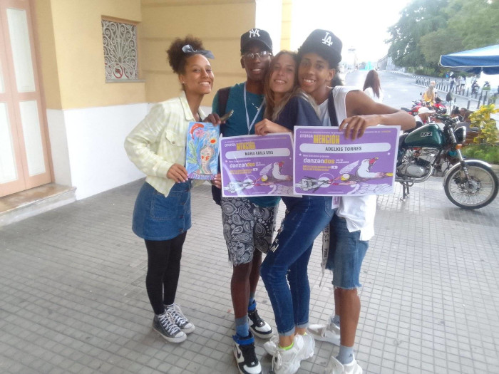 Fotos: Tomadas de Facebook Alegrías de Camagüey en concurso DanzanDos