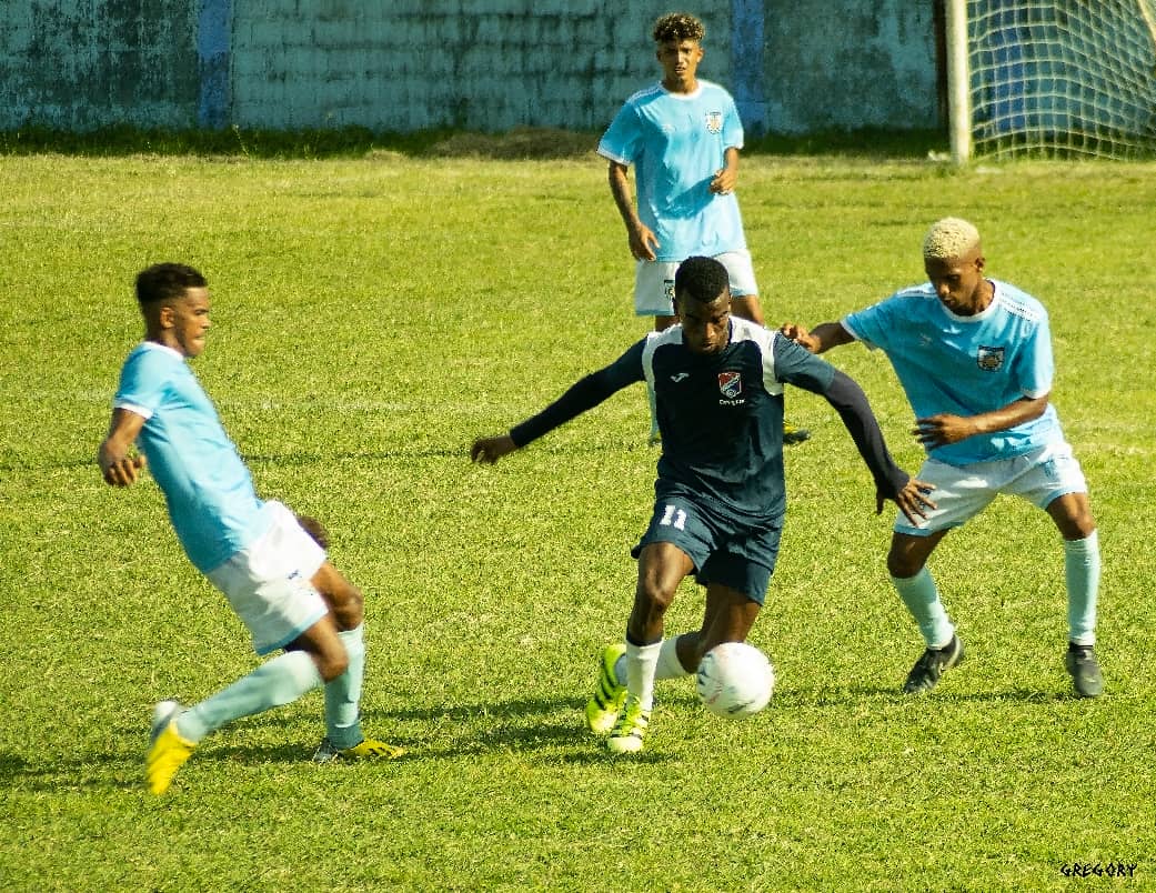 Foto: Cortesía de Rafael Díaz Gregory El Tiburón Toro rescata otros tres puntos para los Miuras