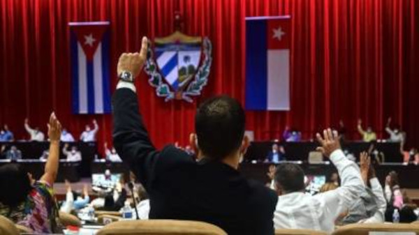 Parlamento cubano. Foto: Tomada de juventudrebelde.cu La sabiduría de Martí y las experiencias de un diputado