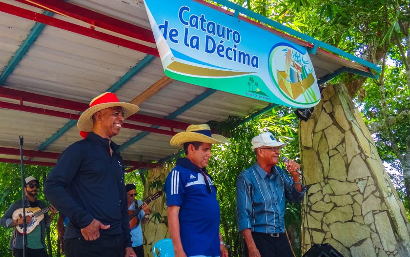 Fotos: Yasiel Peña de la Peña/ ACN Camagüey con premio nacional de glosa en Jornada Cucalambeana  (+Fotos)