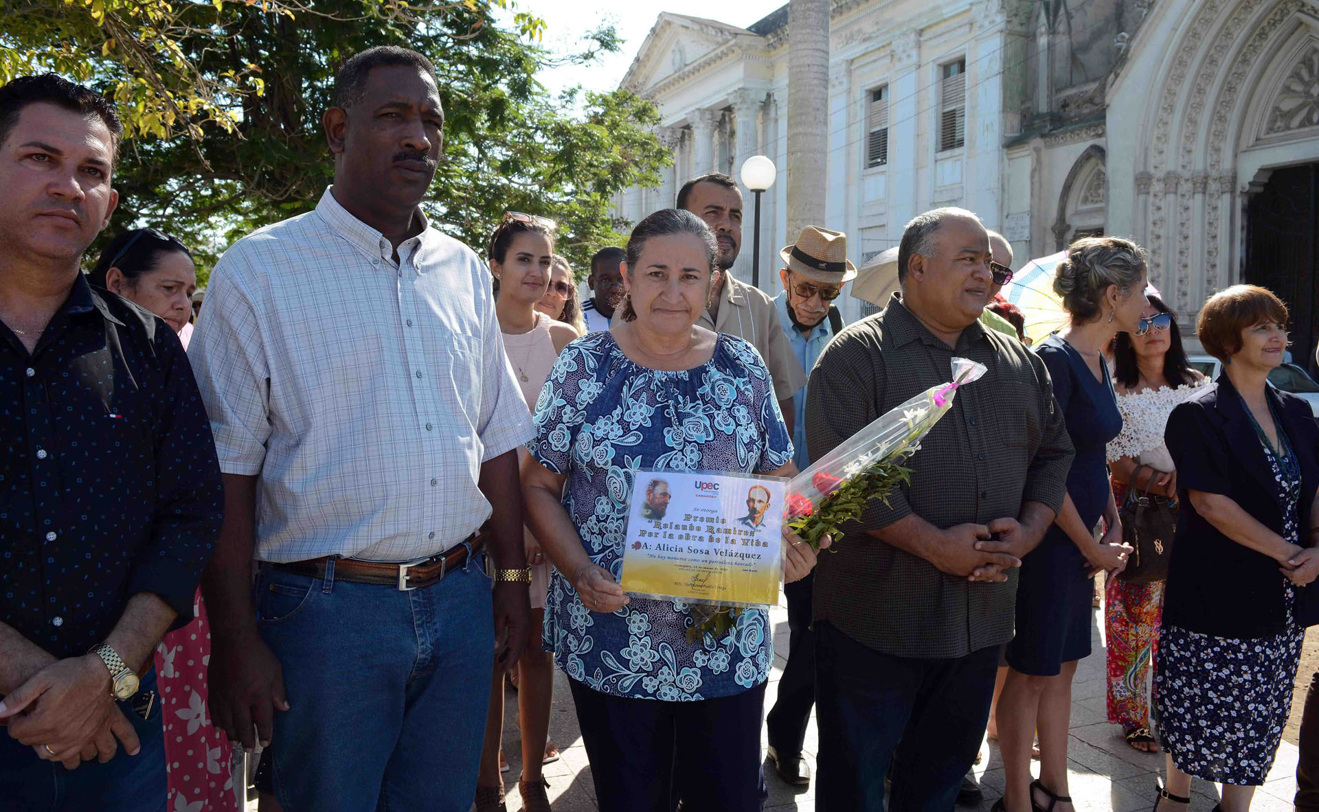Camagüey congratula a periodistas en su día