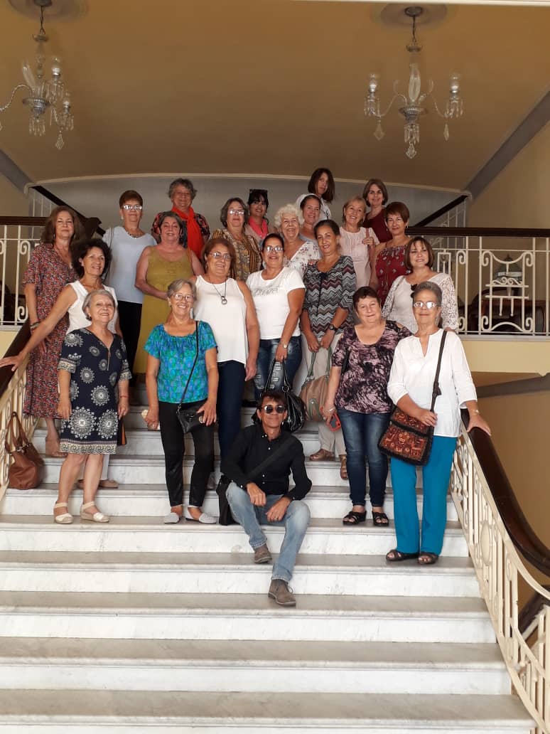 Foto: Cortesía UNAICC. Con “flores” y obras celebró la UNAICC sus efemérides