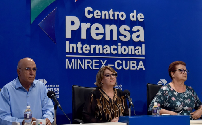 Alina Balseiro Gutiérrez, presidenta del Consejo Electoral Nacional; Tomás Amarán Díaz, vicepresidente y María Esther Bacallao Martínez, secretaria de ese órgano del Estado, en conferencia de prensa donde se informa el resultado final de las elecciones nacionales, en el Centro de Prensa Internacional. Foto: Omara García mederos/ ACN Informan resultados finales de elecciones nacionales en Cuba