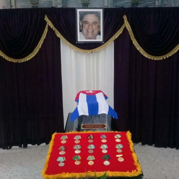 Fotos: Tomadas de cubadebate.cu Honras fúnebres a Raúl Curbelo Morales