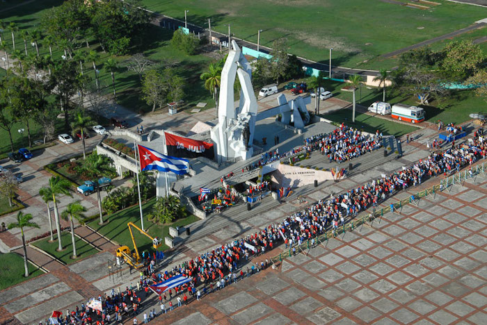 Foto: Otilio Rivero Delgado/ Adelante/ Archivo Desfile en Camagüey con fuerte protagonismo de jóvenes y trabajadores agropecuarios