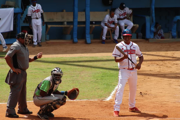Foto: Enmanuel Santos/ Colaborador 62 SNB: Avispas a lo más alto tras picar a Toros
