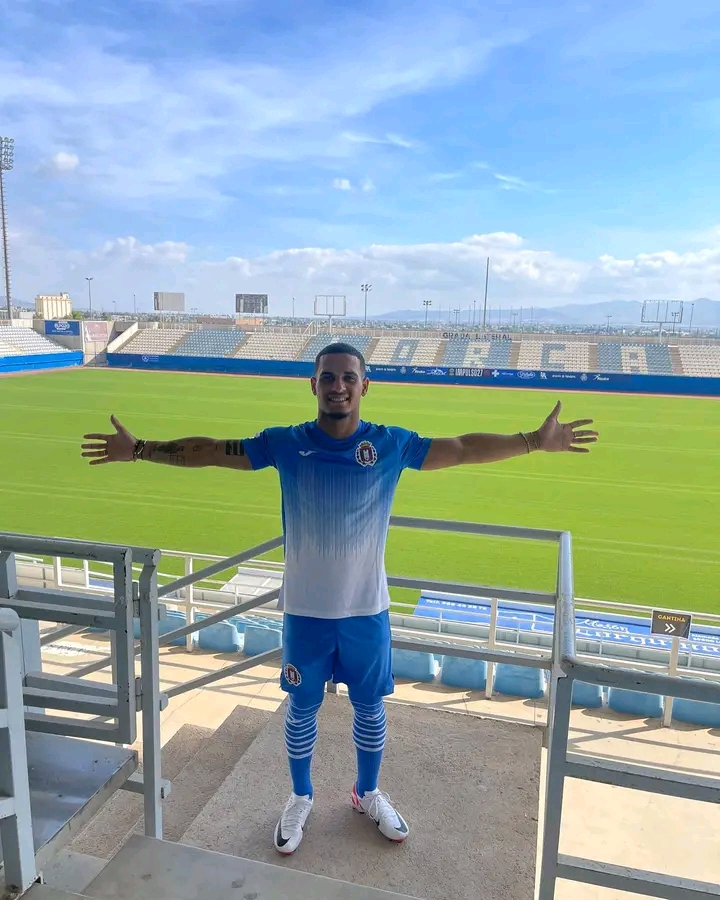 Fotos: Tomadas del perfil de Facebook del jugador