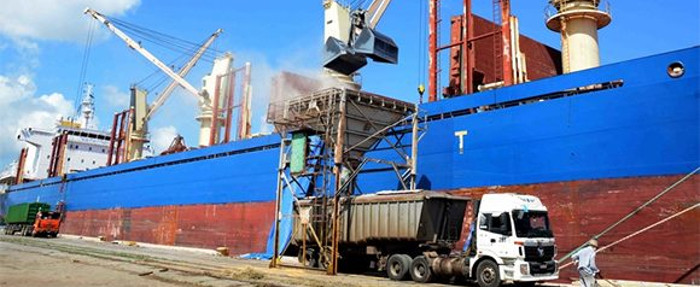 Los esfuerzos por entregar la canasta familiar normada
