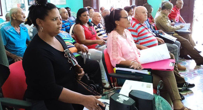 Aceitan los hierros combatientes de Camagüey