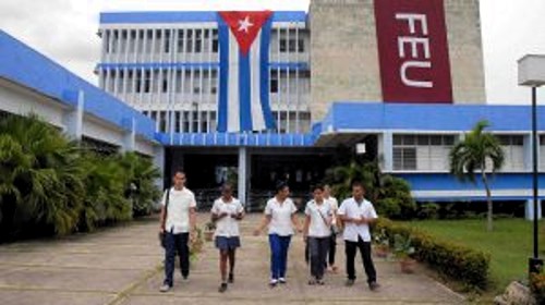 Foto: Tomada de instituciones.sld.cu/ucmc Universidad médica cargada de motivaciones