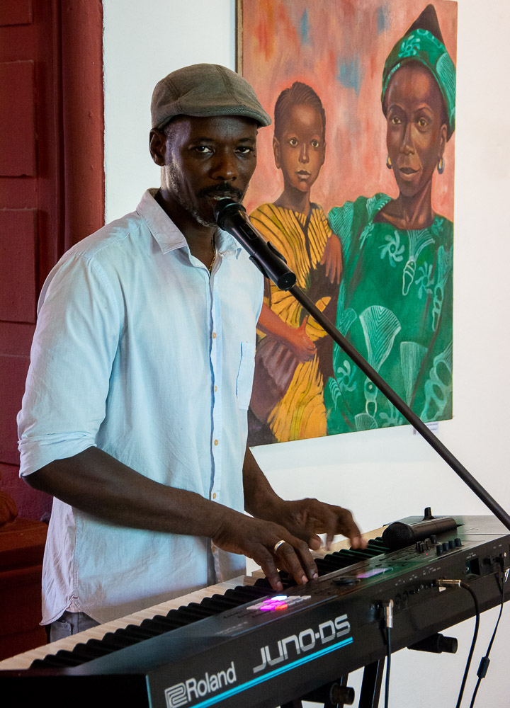 Fotos: Alejandro Rodríguez Rodríguez/ Adelante La raíz en el arte de Ebenezer Semé