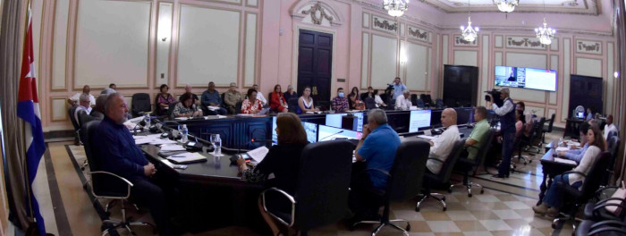 Ajustan Proyecciones del Gobierno