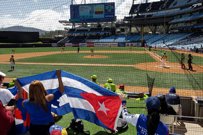 El gobierno colombiano, representado por el Ministerio del Deporte, así como el Comité Olímpico Colombiano reconocen de manera exclusiva y legítima a la Federación Cubana de Béisbol y Softbol. Foto: Tomada de acn.cu Fijan pautas de Serie Intercontinental autoridades colombianas