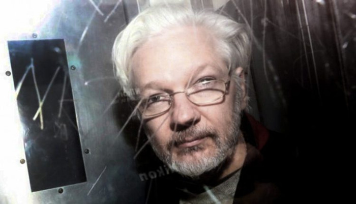 Foto: Tomada de elperiodista.cl Temen por la vida de periodista Julian Assange