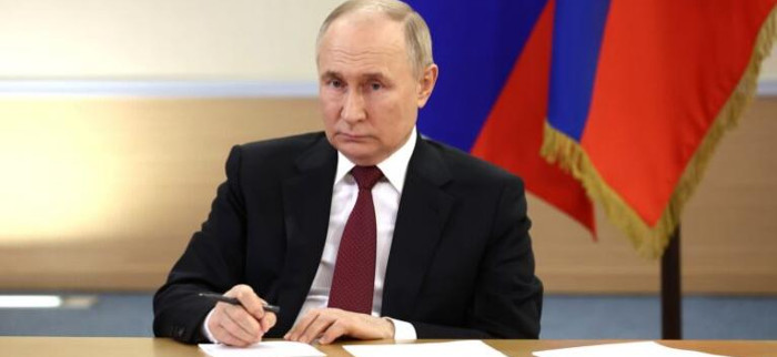 Putin ratifica modificación en acuerdos de préstamos con Cuba