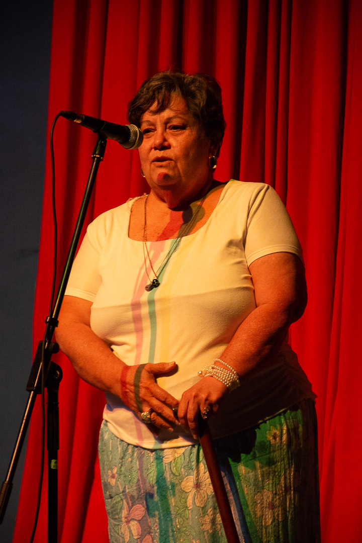 “La infancia tiene que ser respetada en sí misma por lo que representa”, afirmó Niurki Pérez, quien recibió la dedicatoria del Teatrino y en la gala de clausura mereció la Réplica del Teatro Avellaneda.