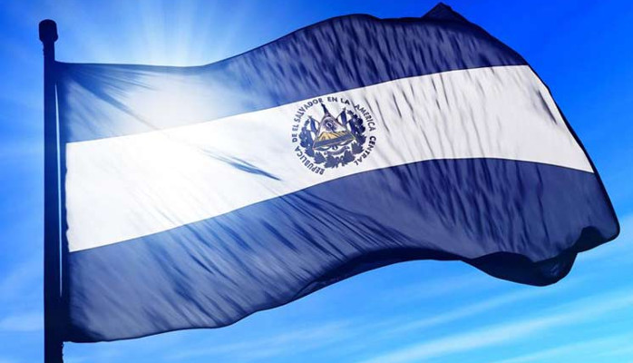 ¿Se mueve el tablero político en EL Salvador ?
