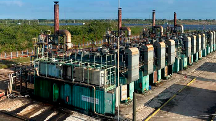 Primeros seis motores fuel oil concluyen su reparación capital